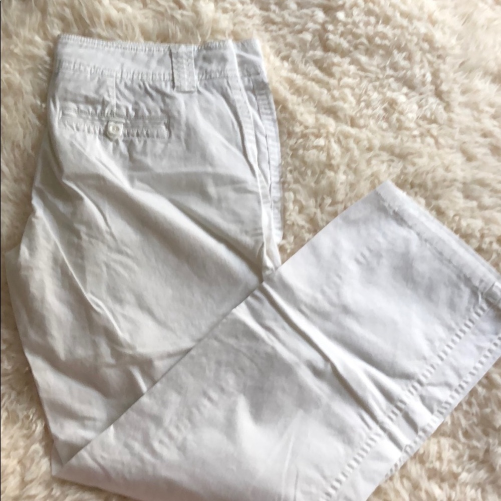 NWOT New York and Company White pants . Size 10